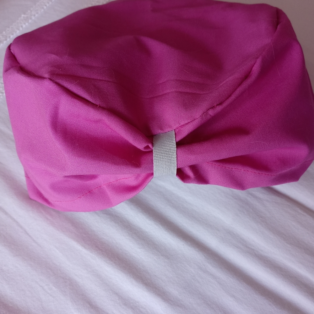 Surgical scrubs cap